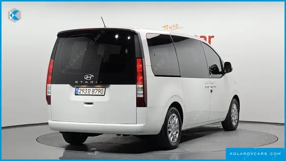 HYUNDAI STARIA TOURER 9-SEATER