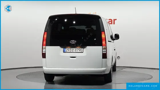 HYUNDAI STARIA TOURER 9-SEATER