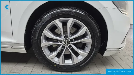 VOLKSWAGEN PASSAT 2.0 TDI PREMIUM