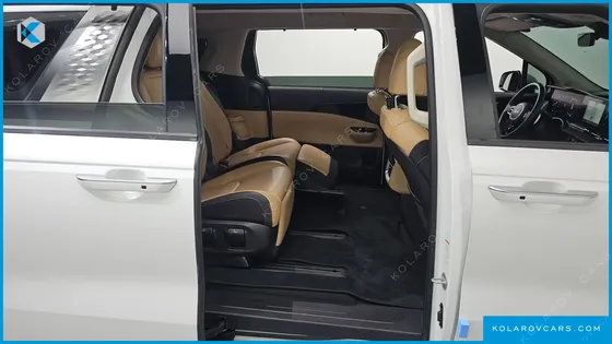 KIA CARNIVAL 7-SEATER NOBLESSE