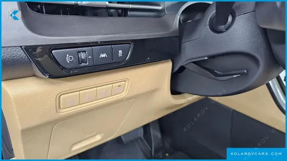 KIA CARNIVAL 7-SEATER NOBLESSE