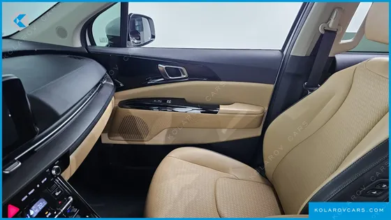 KIA CARNIVAL 7-SEATER NOBLESSE