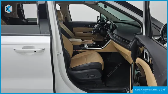 KIA CARNIVAL 7-SEATER NOBLESSE