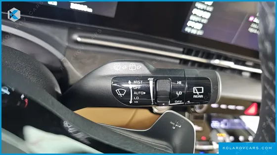 KIA CARNIVAL 7-SEATER NOBLESSE