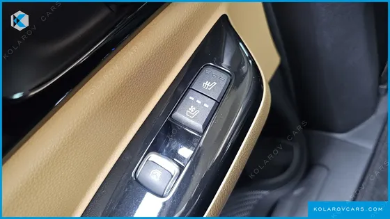 KIA CARNIVAL 7-SEATER NOBLESSE