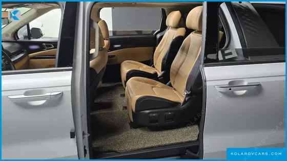 KIA CARNIVAL 7-SEATER SIGNATURE