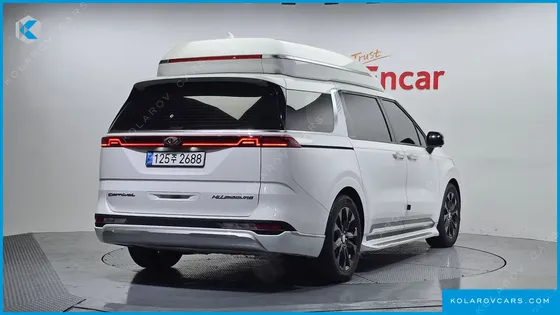 KIA CARNIVAL GASOLINE 9-SEATER HI-LIMOUSINE