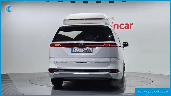 KIA CARNIVAL GASOLINE 9-SEATER HI-LIMOUSINE