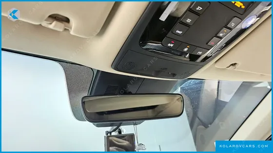 KIA CARNIVAL GASOLINE 9-SEATER HI-LIMOUSINE