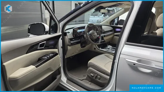 KIA CARNIVAL 7-SEATER SIGNATURE