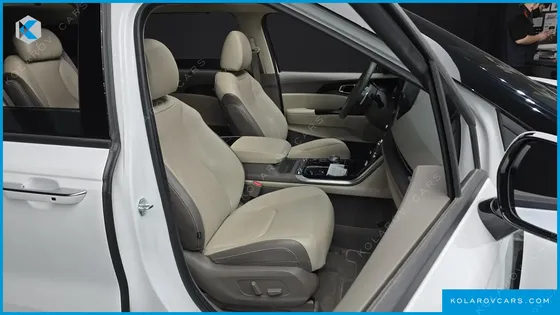 KIA CARNIVAL 7-SEATER SIGNATURE