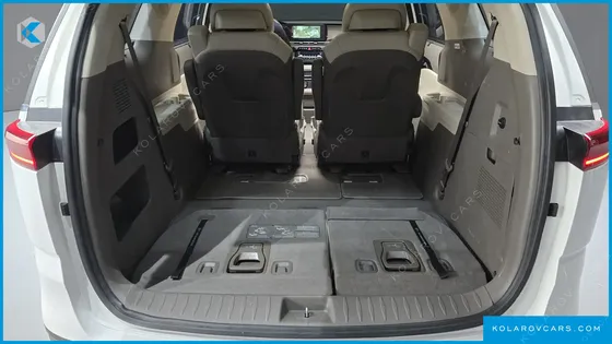 KIA CARNIVAL 7-SEATER SIGNATURE
