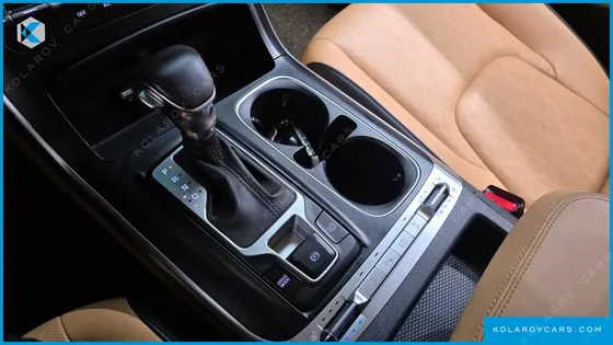 KIA CARNIVAL 9-SEATER PRESTIGE