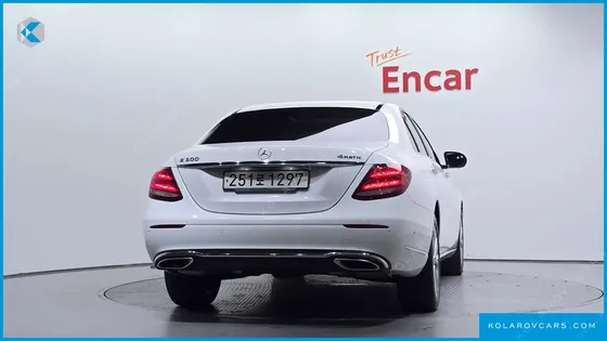 MERCEDES E-CLASS E300 4MATIC EXCLUSIVE