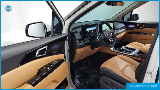 KIA CARNIVAL GASOLINE 9-SEATER SIGNATURE