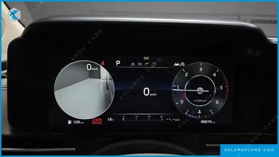KIA CARNIVAL 9-SEATER HI-LIMOUSINE