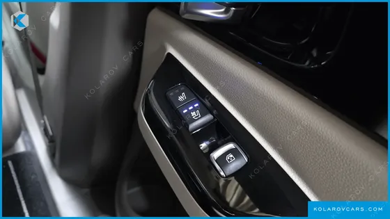 KIA CARNIVAL 9-SEATER HI-LIMOUSINE