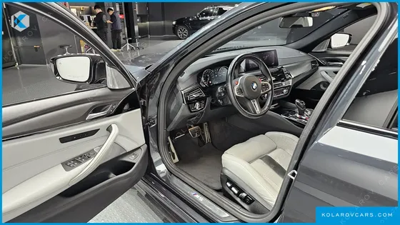 BMW M5 M5 SEDAN