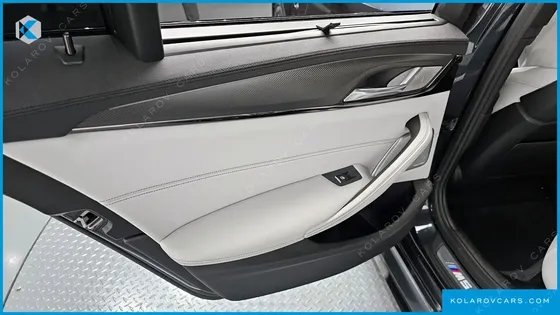 BMW M5 M5 SEDAN