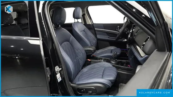 MINI COUNTRYMAN ALL4 CLASSIC LAUNCH PACK