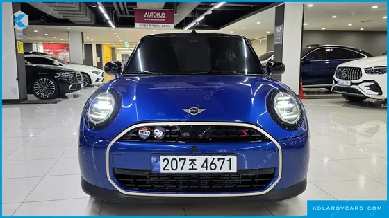 MINI COOPER CONVERTIBLE FAVOURED