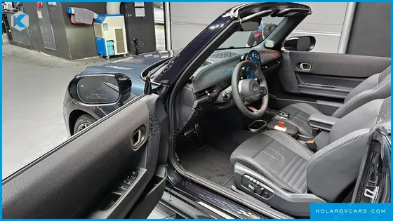 MINI COOPER CONVERTIBLE JCW