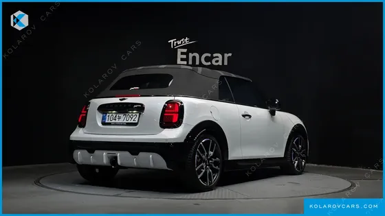 MINI COOPER CONVERTIBLE JCW