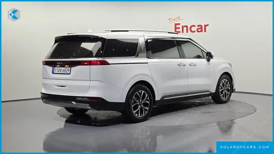 KIA CARNIVAL 9-SEATER SIGNATURE