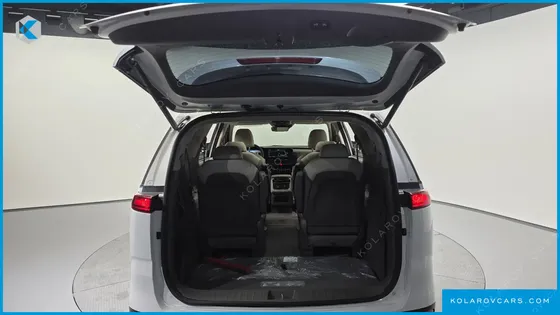 KIA CARNIVAL 9-SEATER SIGNATURE