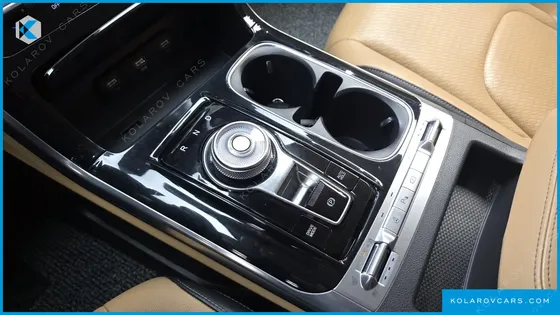 KIA CARNIVAL 7-SEATER NOBLESSE