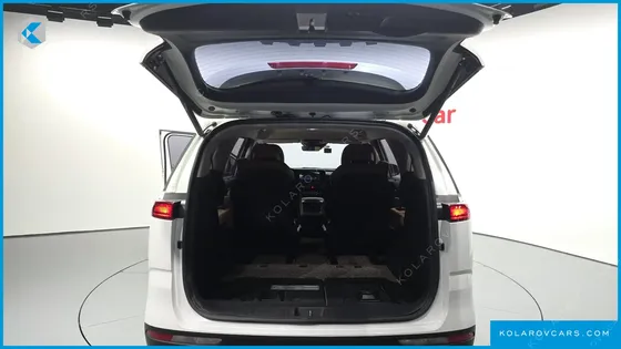 KIA CARNIVAL 7-SEATER NOBLESSE