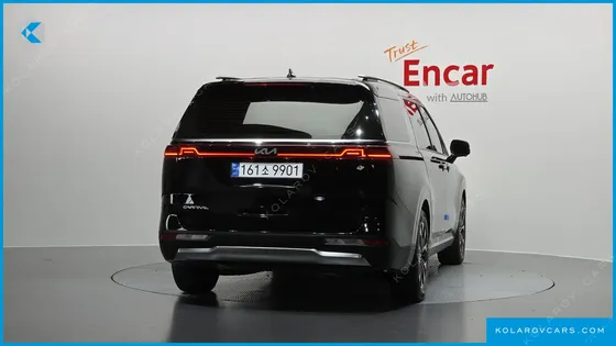 KIA CARNIVAL 9-SEATER SIGNATURE