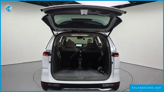 KIA CARNIVAL 7-SEATER NOBLESSE