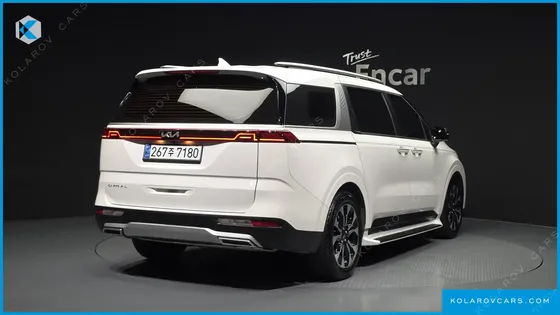 KIA CARNIVAL 9-SEATER PRESTIGE