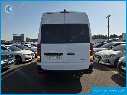 HYUNDAI SOLATI 15-SEATER