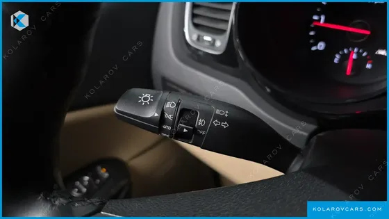 KIA CARNIVAL 9-SEATER HI-LIMOUSINE