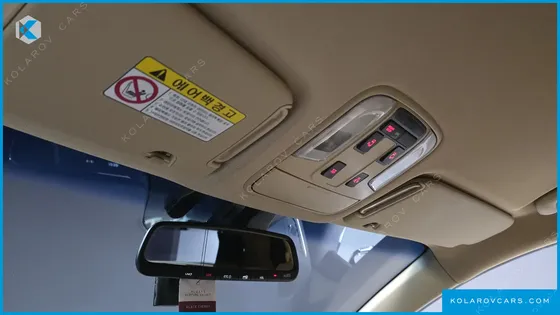 KIA CARNIVAL 9-SEATER HI-LIMOUSINE