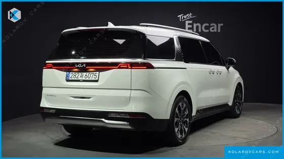 KIA CARNIVAL 7-SEATER SIGNATURE