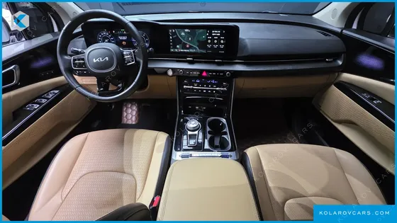 KIA CARNIVAL 7-SEATER SIGNATURE