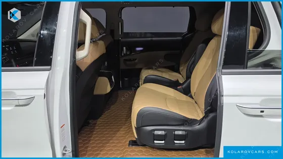 KIA CARNIVAL 7-SEATER SIGNATURE