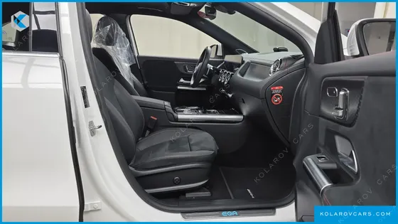 MERCEDES EQA EQA250 AMG LINE