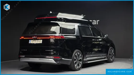 KIA CARNIVAL 9-SEATER HI-LIMOUSINE
