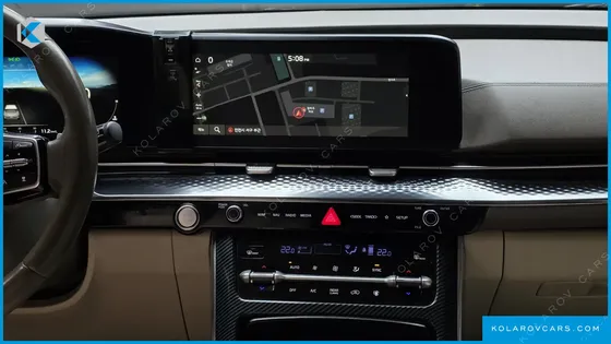 KIA CARNIVAL 9-SEATER HI-LIMOUSINE
