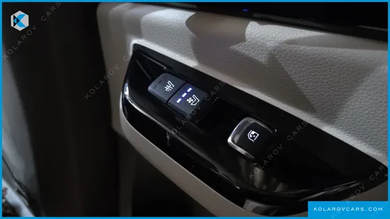 KIA CARNIVAL 9-SEATER HI-LIMOUSINE