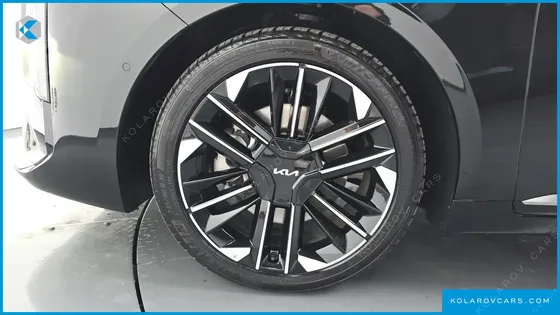 KIA K8 2.5 GASOLINE 2WD