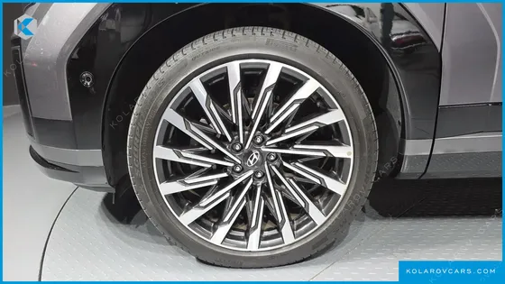 HYUNDAI SANTA FE GASOLINE 2.5T 4WD