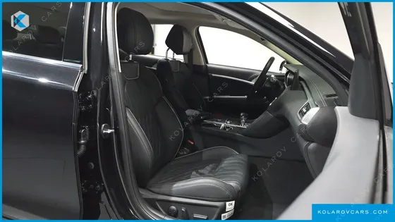 GENESIS G70 GASOLINE 2.5T 4WD