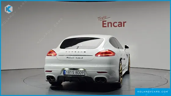 PORSCHE PANAMERA 4.8 TURBO