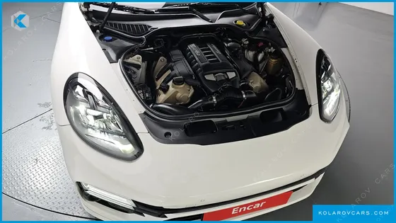 PORSCHE PANAMERA 4.8 TURBO