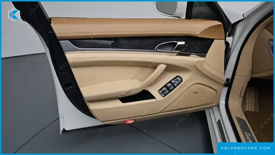PORSCHE PANAMERA 4.8 TURBO